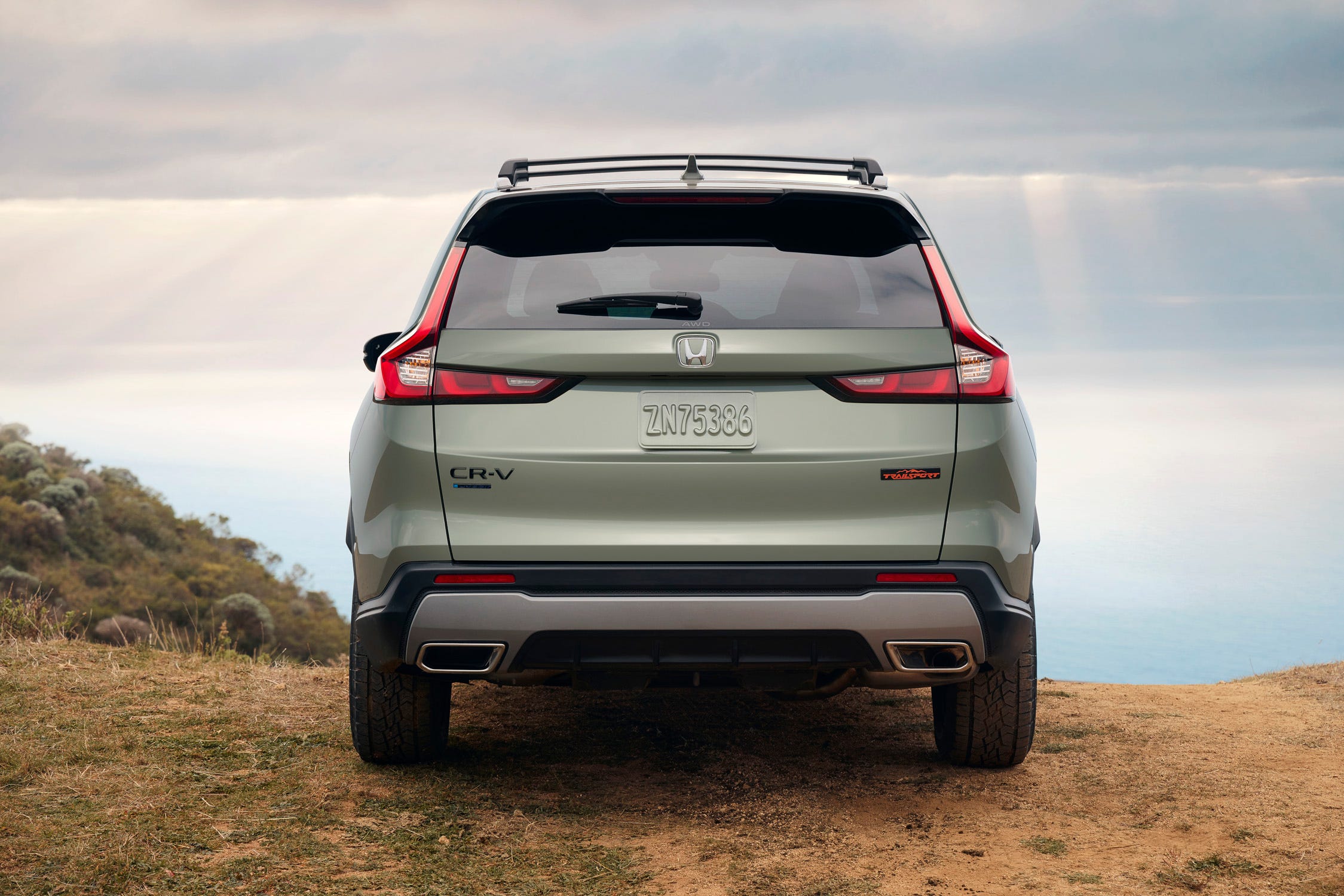 Реклама Honda CR-V на дороге