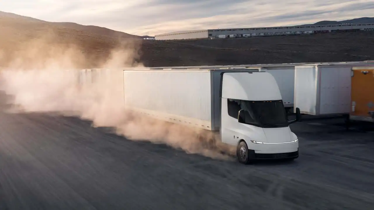 Інтер'єр Tesla Semi