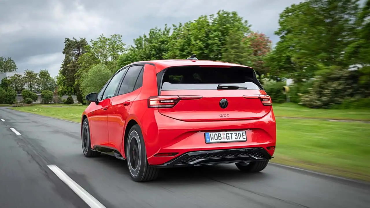 Вид сзади Volkswagen ID.3 GTI