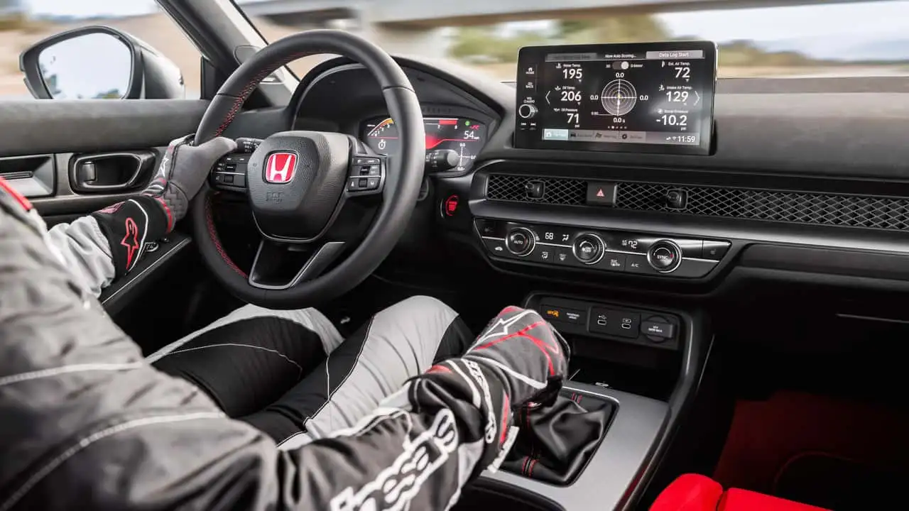 Передние сидения Honda Civic Type R с подогревом