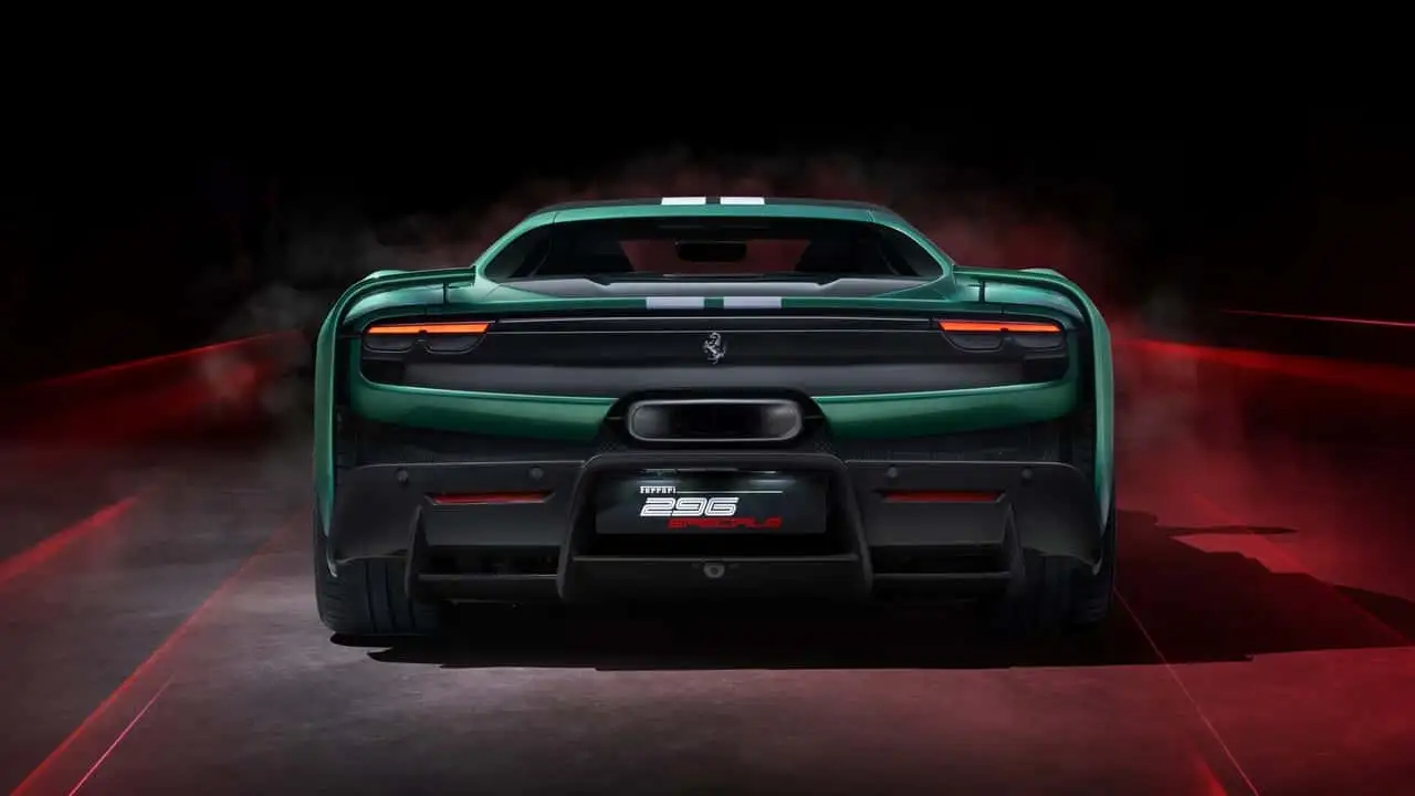 Шпигунський знімок Ferrari 296 Challenge Stradale