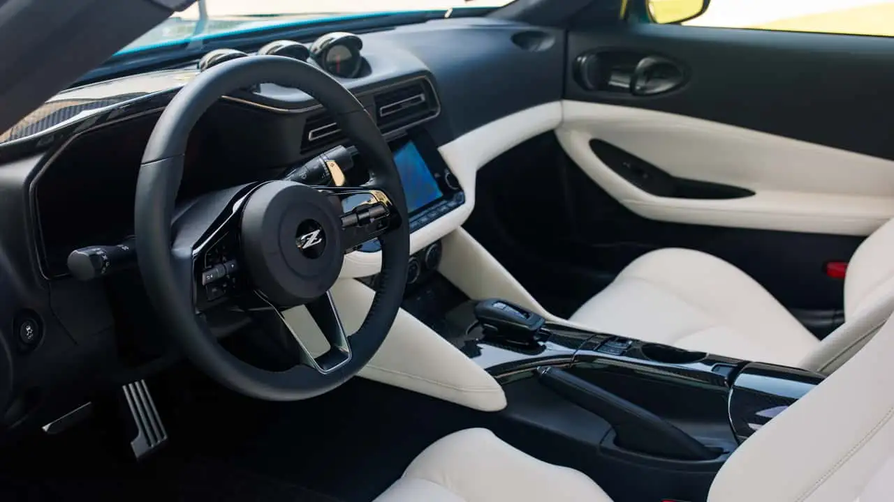 Інтеркулер на Nissan Z Kaze