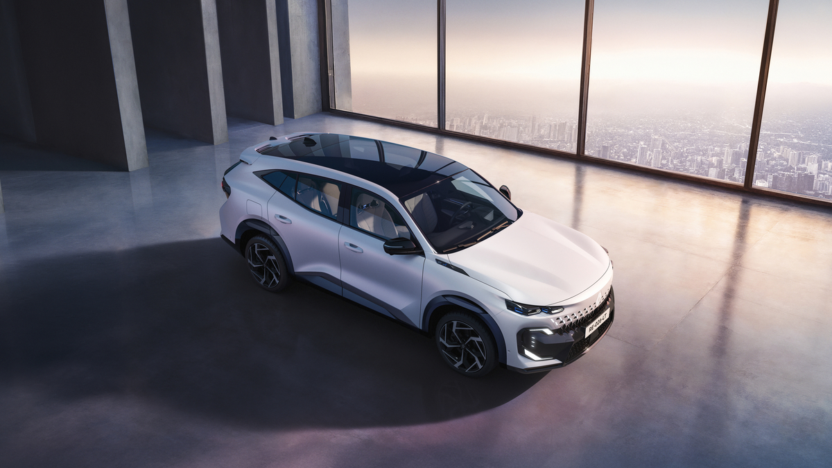 Renault Filante side view