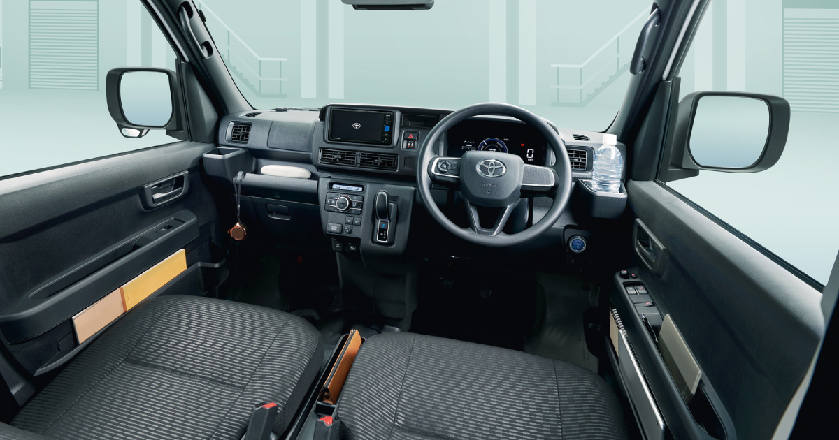 Вид интерьера Toyota Pixis Van BEV