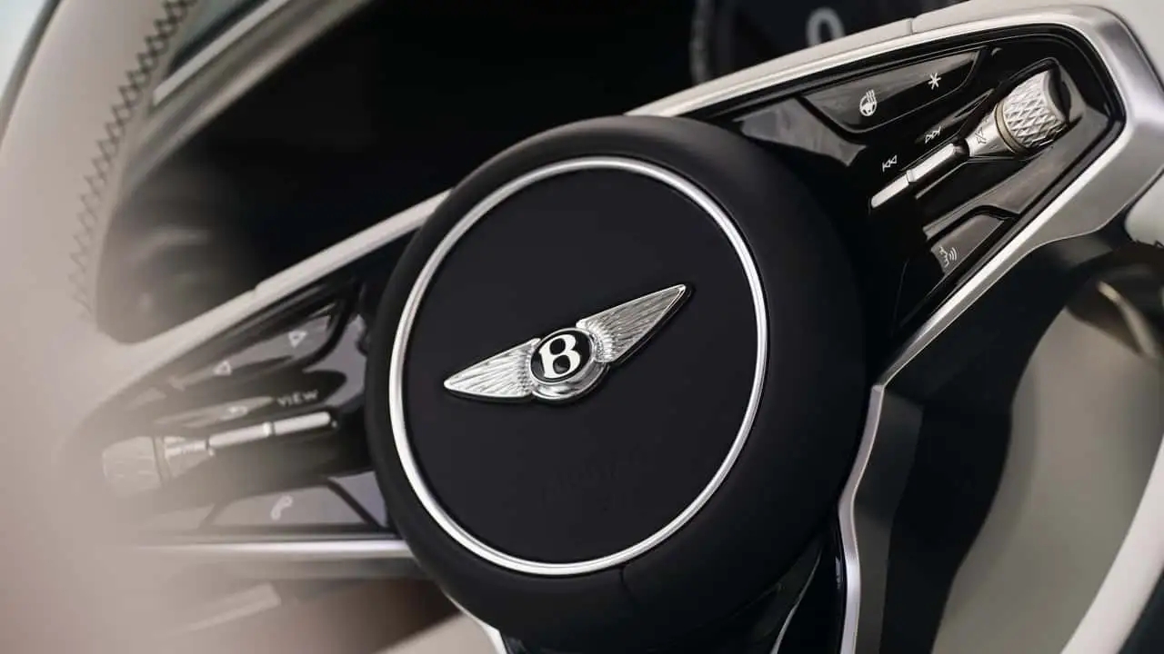 Bentley Torcal вид сбоку