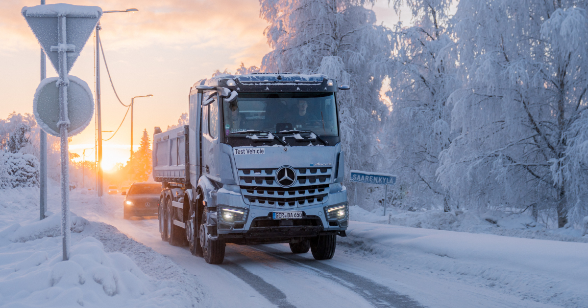 Mercedes-Benz eArocs 400 during winter testing