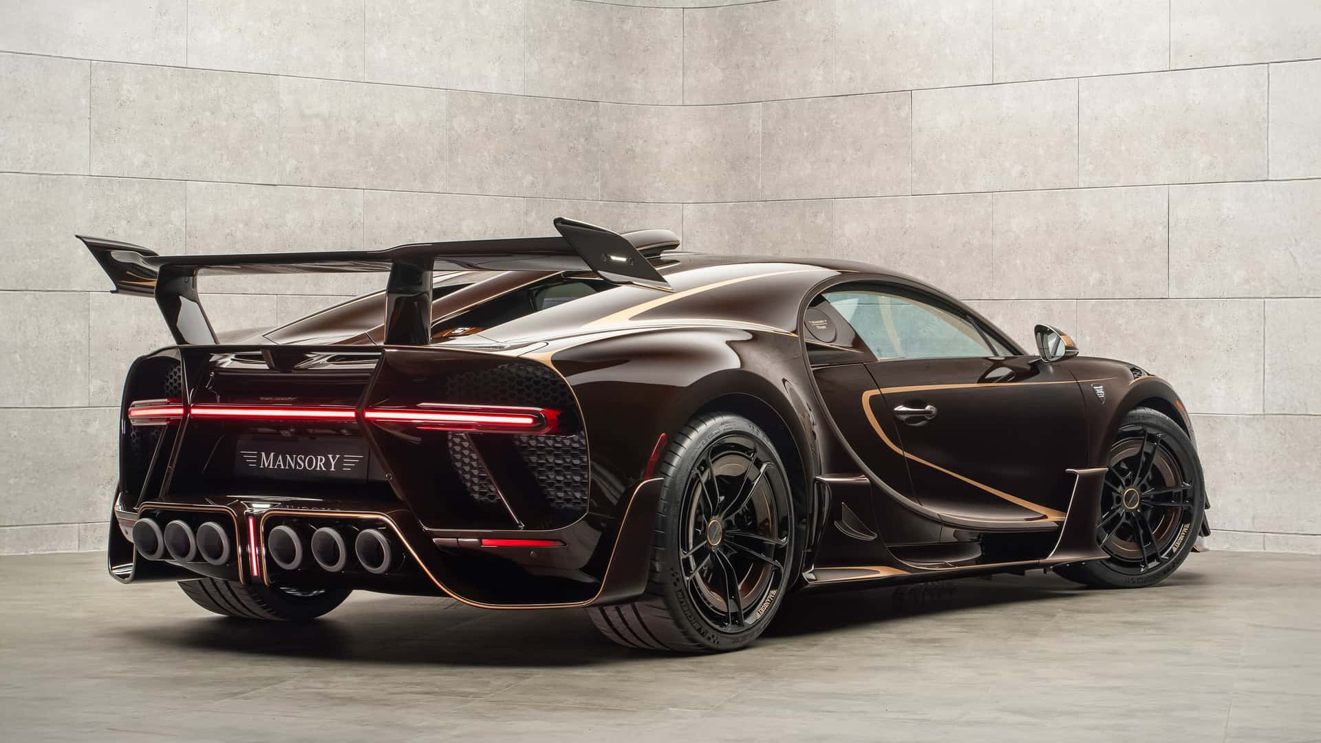 Передня частина Mansory Vivere