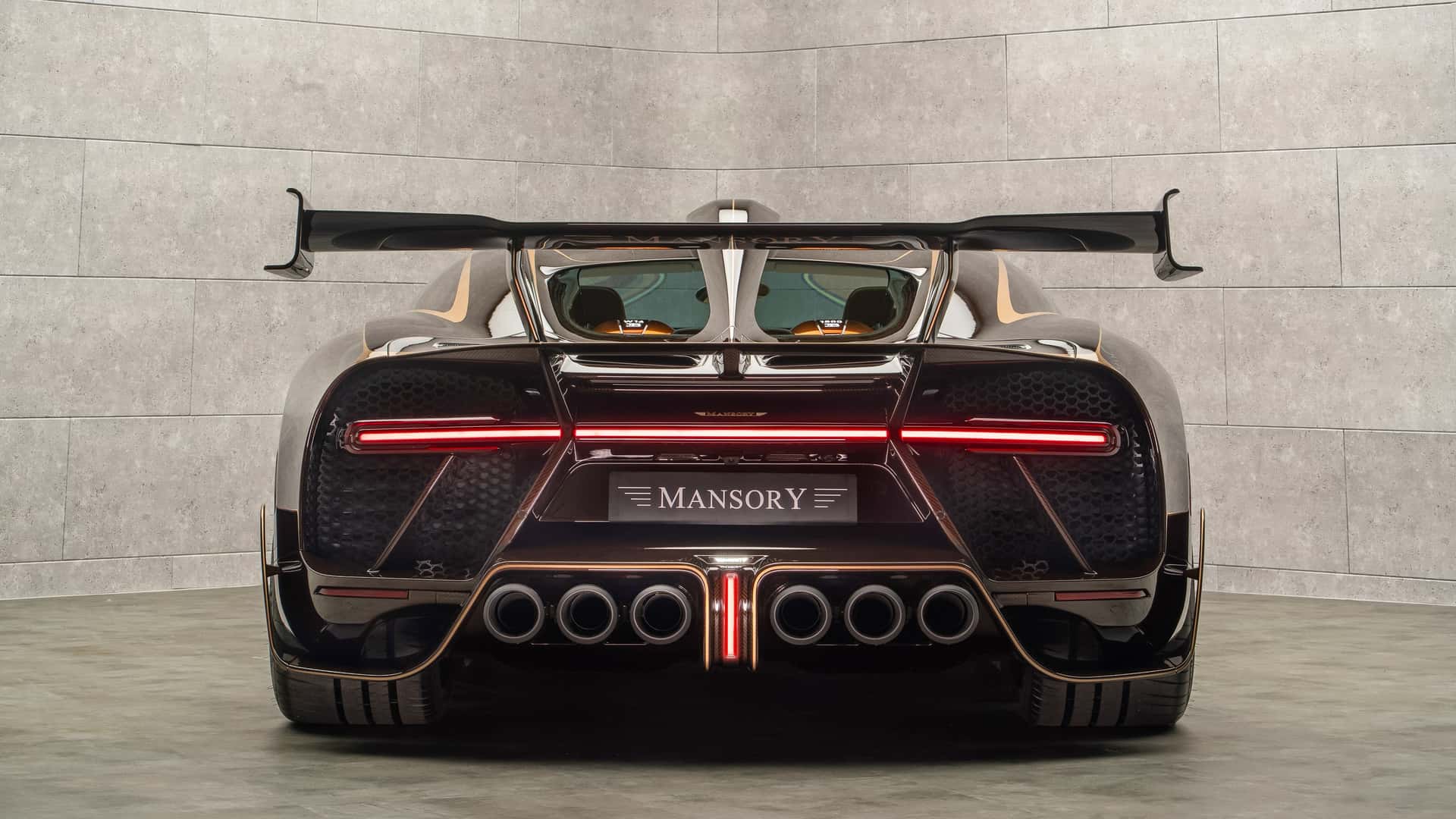 Mansory Vivere на виставці
