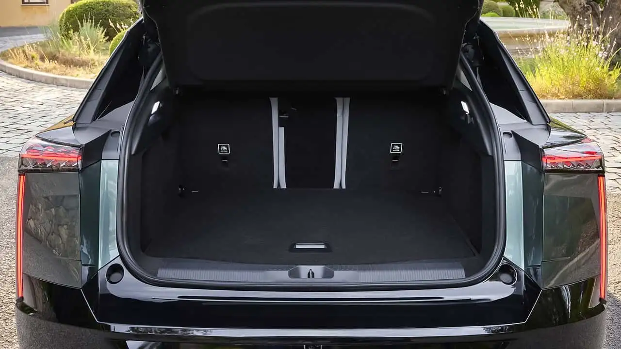 DS Automobiles - Домашня виставка