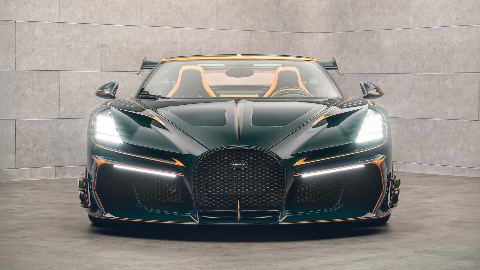Інтер'єр Mansory Vincerò з карбоном
