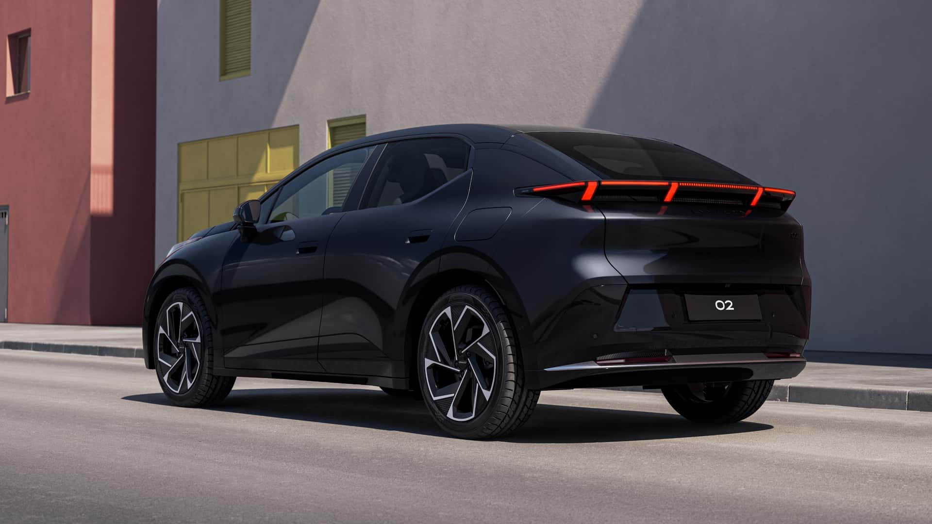 Функції розваг та налаштування в Lynk & Co 02