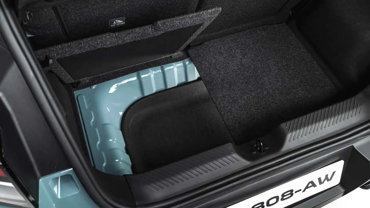 Фото Dacia Spring 2026 без дисплея