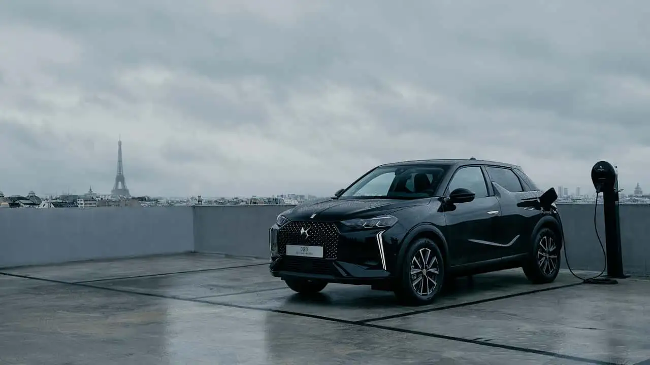 Paris Fever на паризькому автосалоні