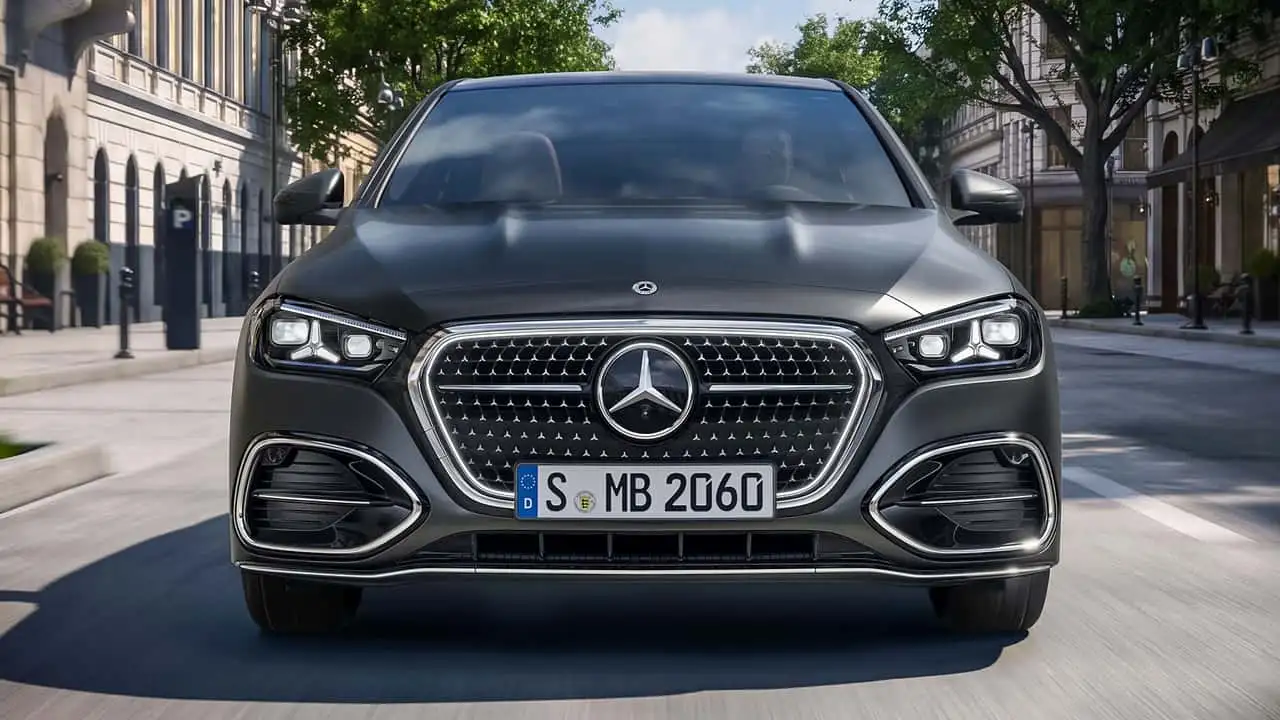 Деталі медіасистеми Mercedes-Benz Classe C рестайлінг 2026