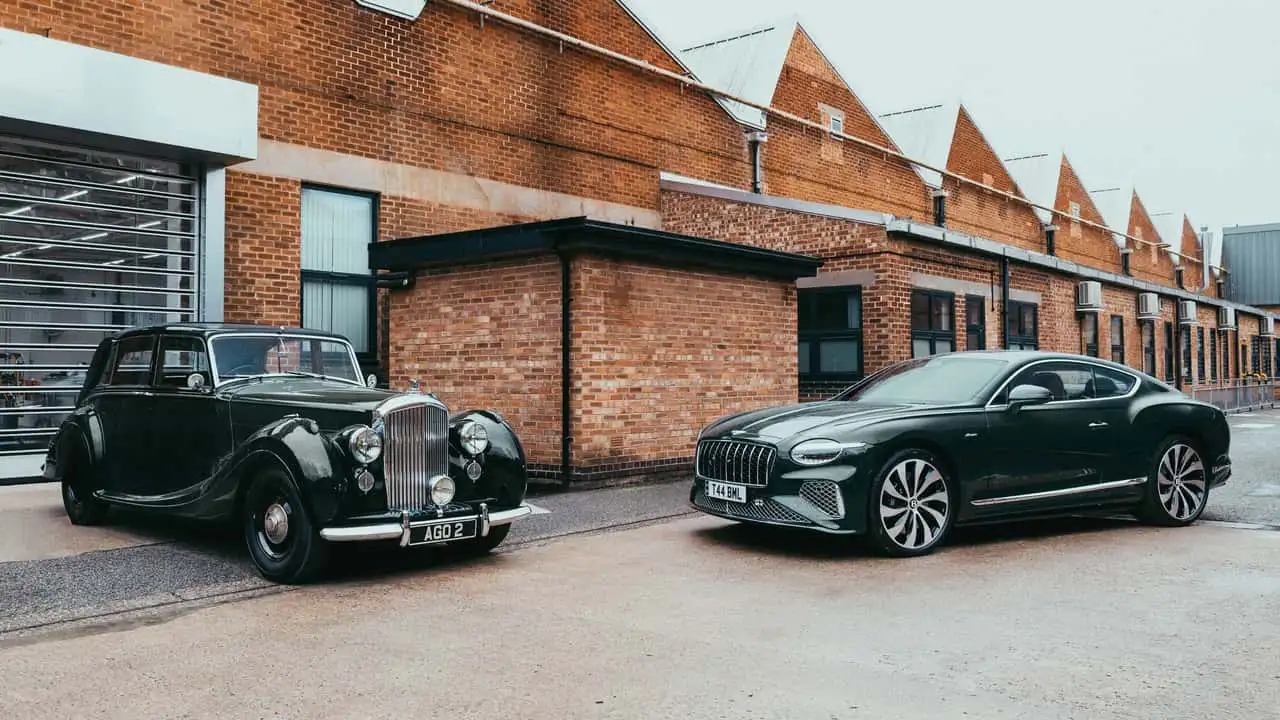 Інтер'єр Bentley Continental GT Azure
