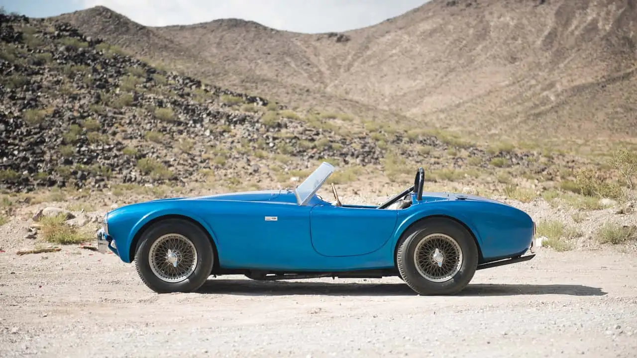 Shelby Cobra 260 Prototype в русі
