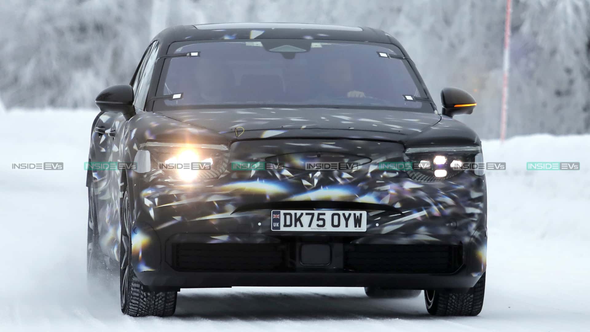 Первые изображения Bentley Torcal