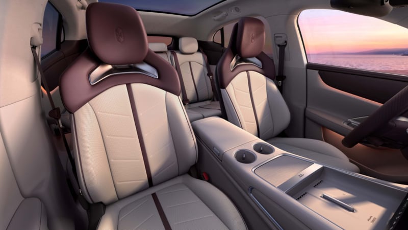 Интерьерные кресла с активной поддержкой