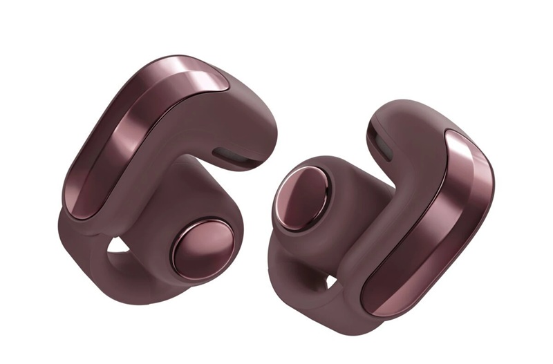 Bose Ultra Open Earbuds 2e génération : finition métallisée biseautée et drivers revus pour plus de basses.