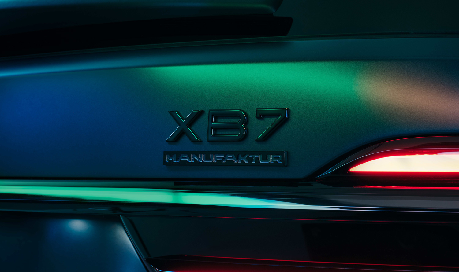 Кокпіт BMW Alpina XB7 Manufaktur