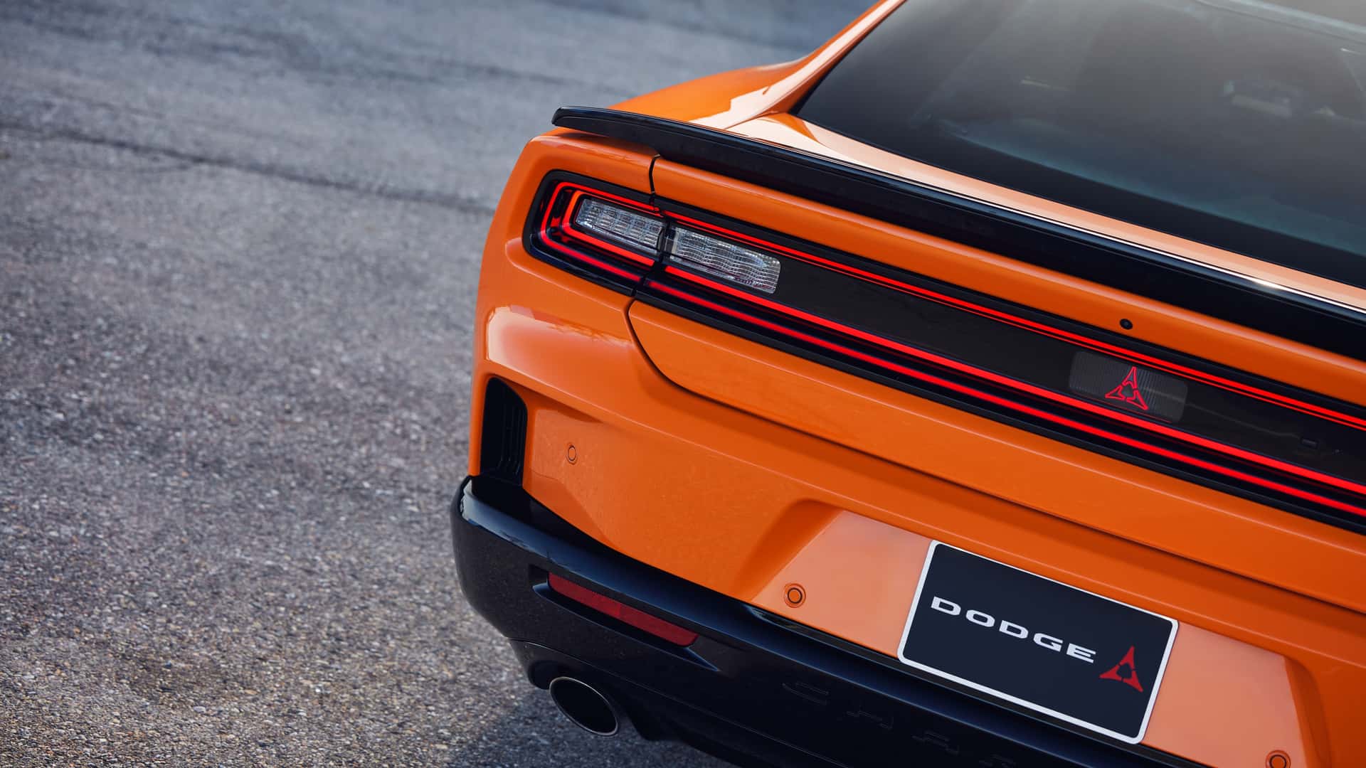 Классический силуэт Dodge Charger