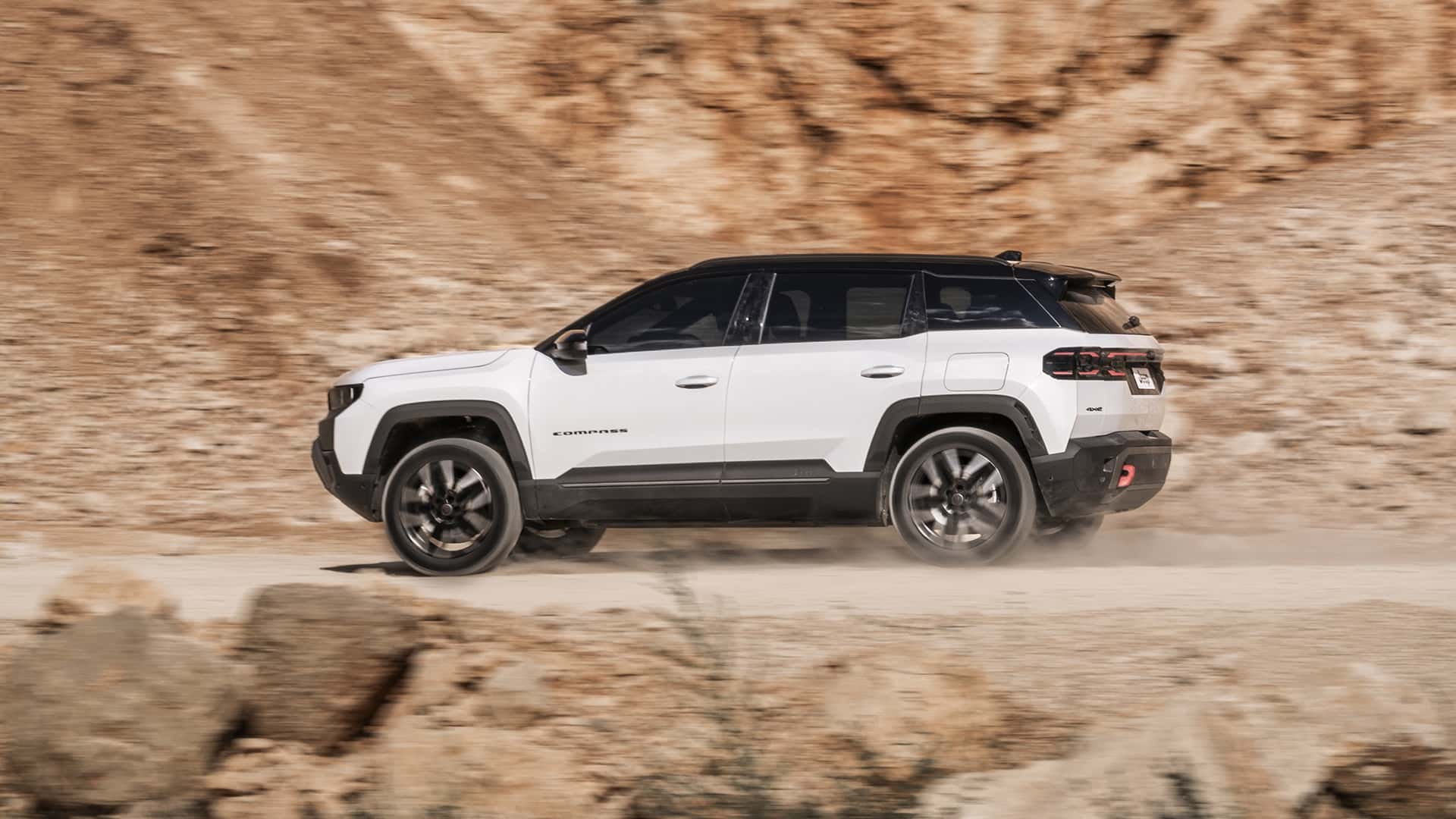 Jeep Compass 4xe 2026 - вид збоку