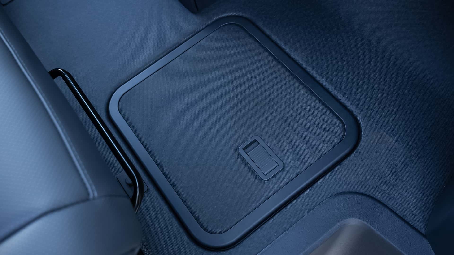 Kia PV5 WAV в пейзажной зоне
