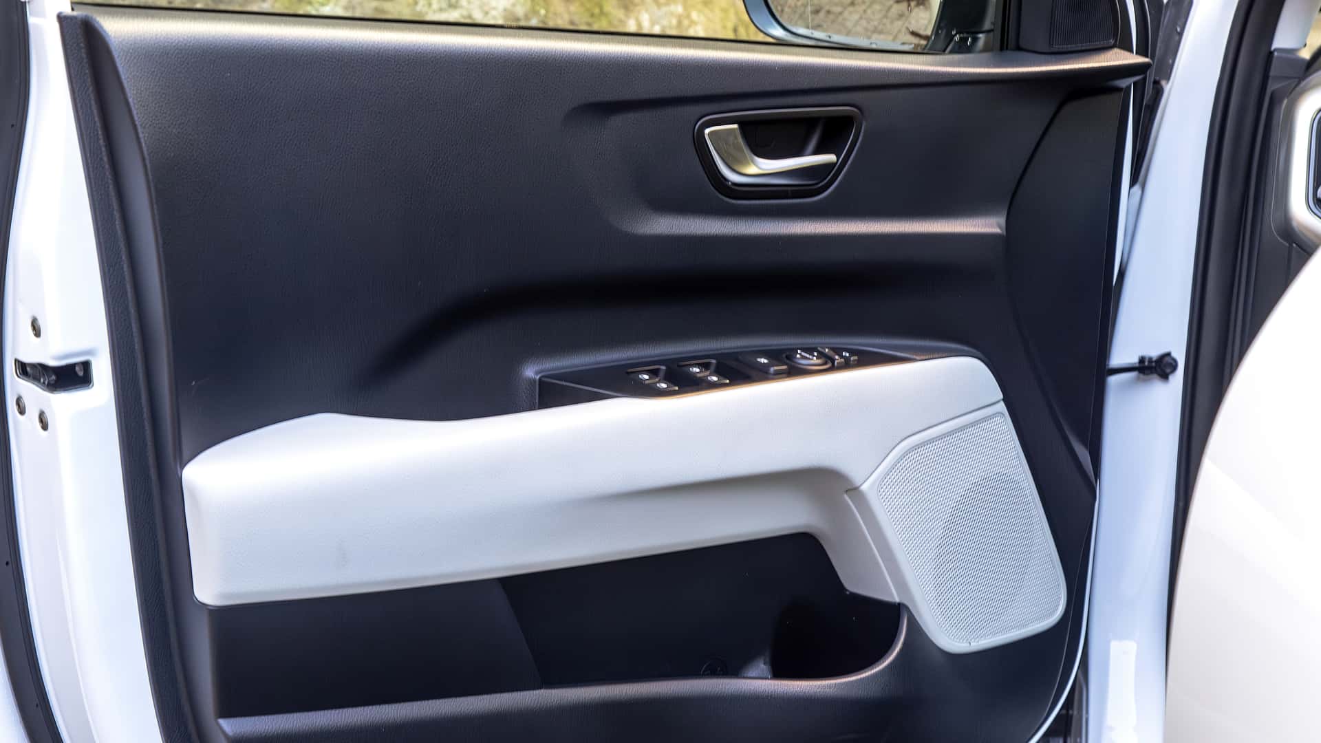 Интерьер Kia Stonic 2026 - фото 25