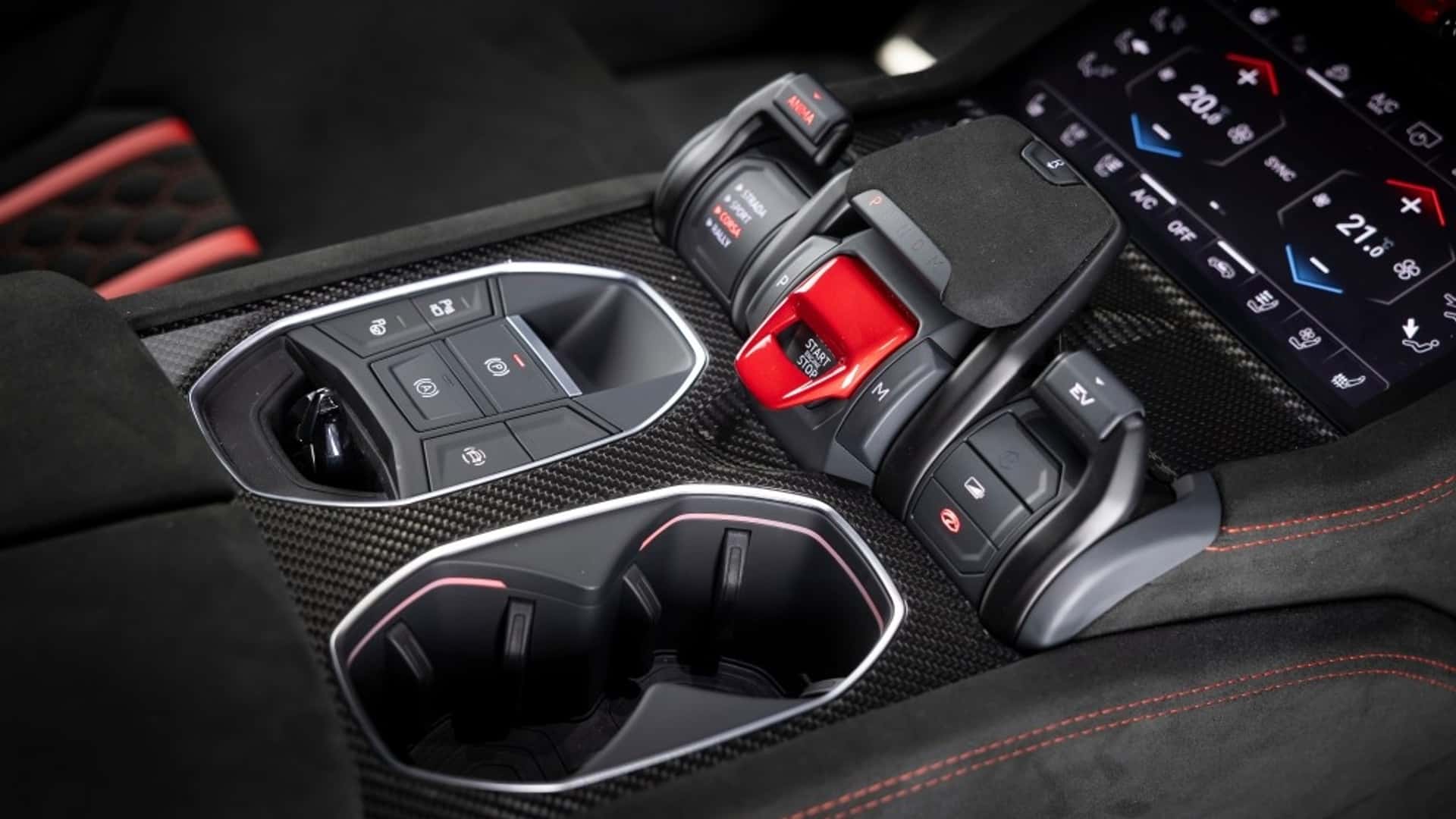 Lamborghini Urus SE Performante деятельность на треке