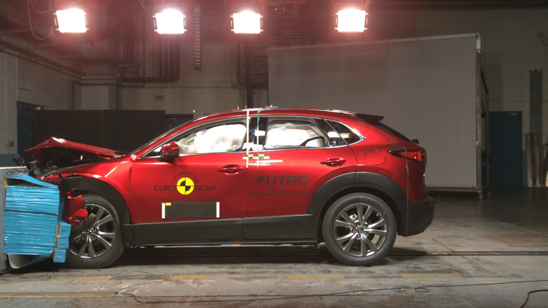 Mazda CX-30 в Euro NCAP