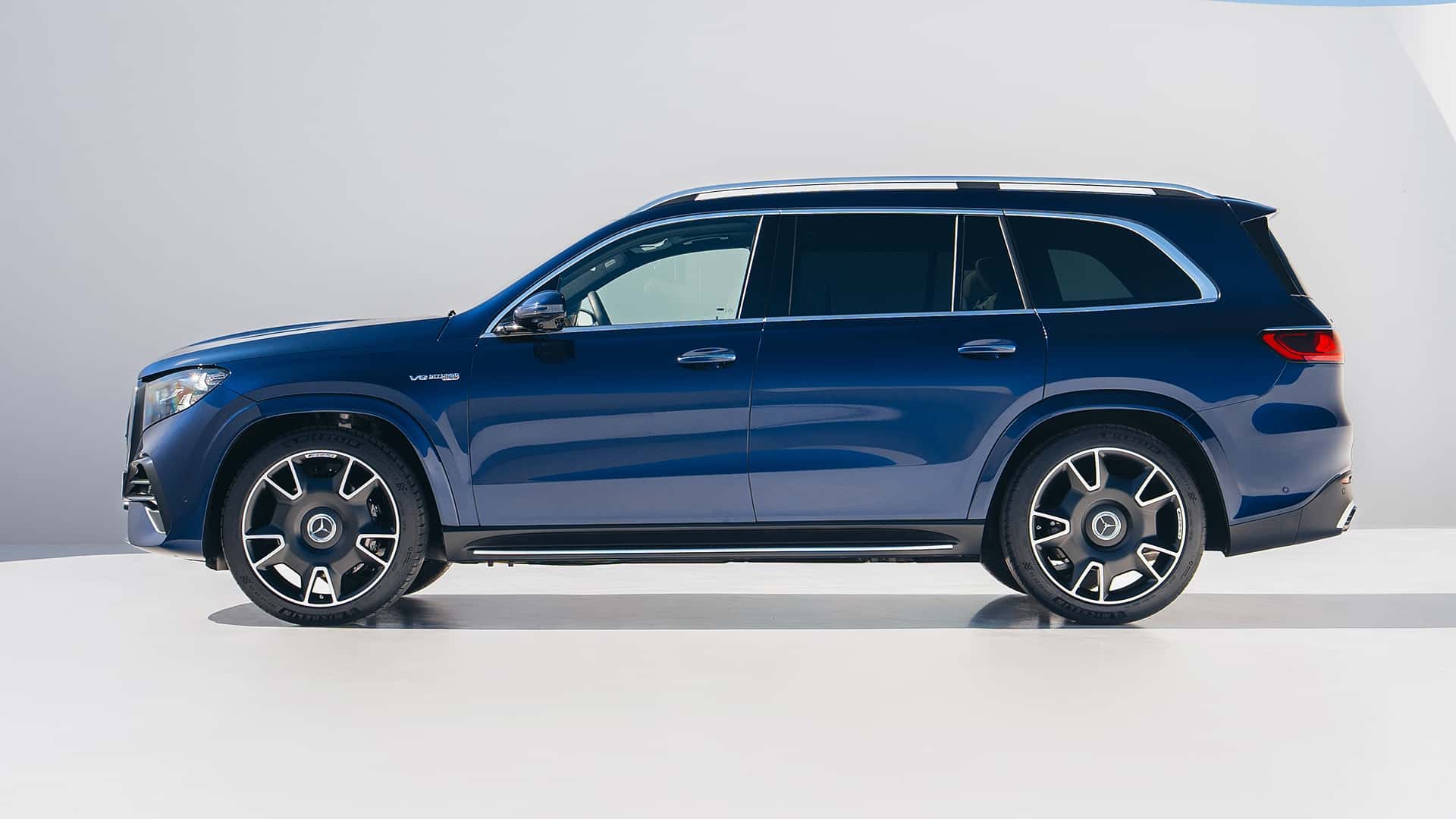 Задній вигляд Mercedes-AMG GLS 63 4Matic+ 2026