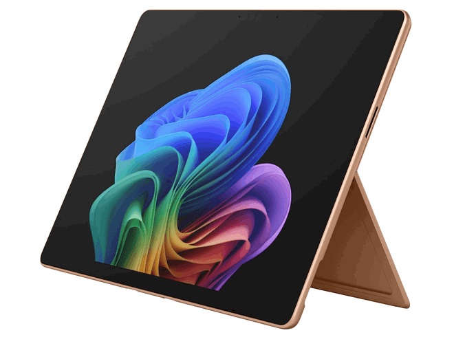 Le Surface Laptop 8 embarque désormais un écran OLED de série sur les modèles grand public.
