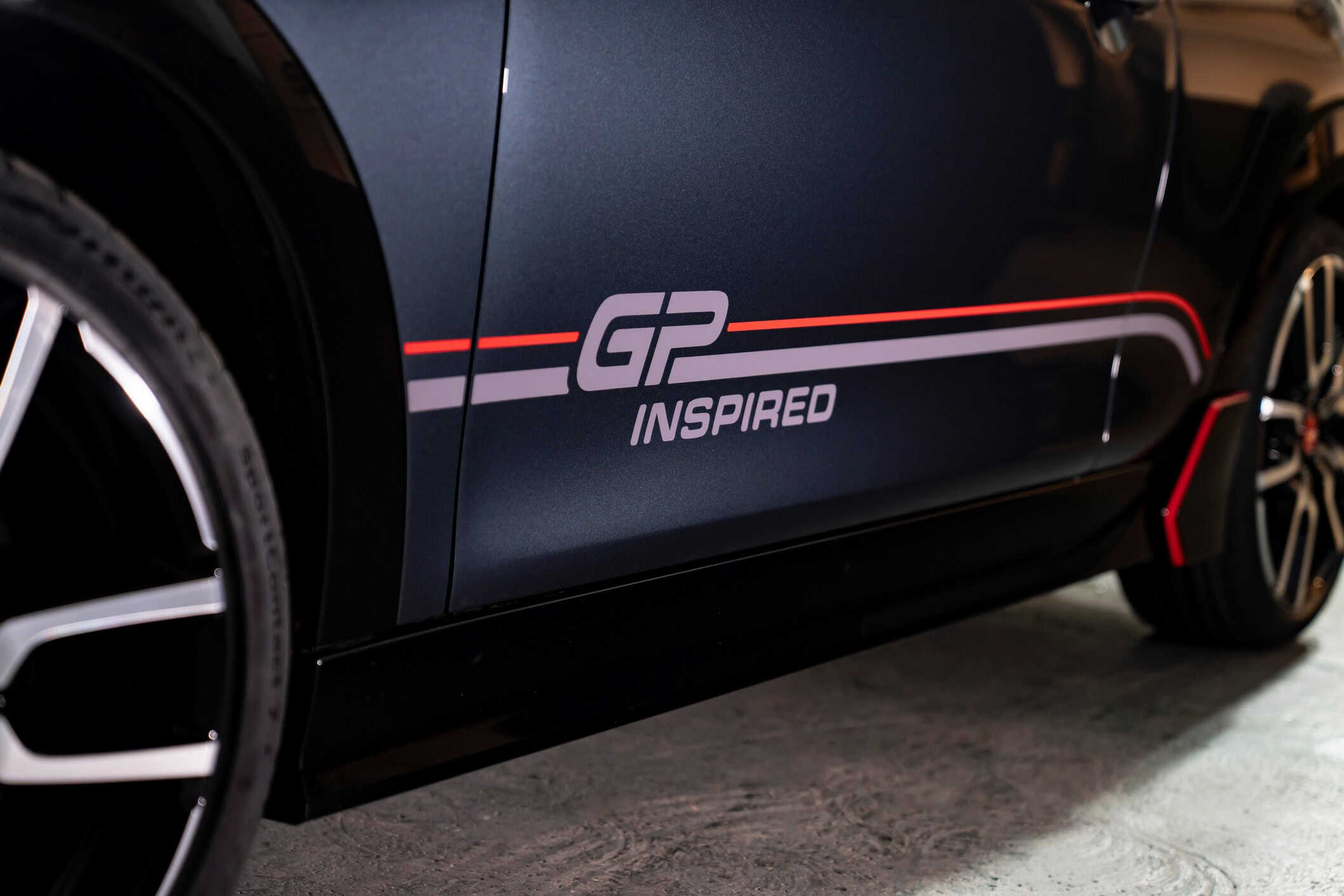 MINI GP Inspired Edition задній вигляд