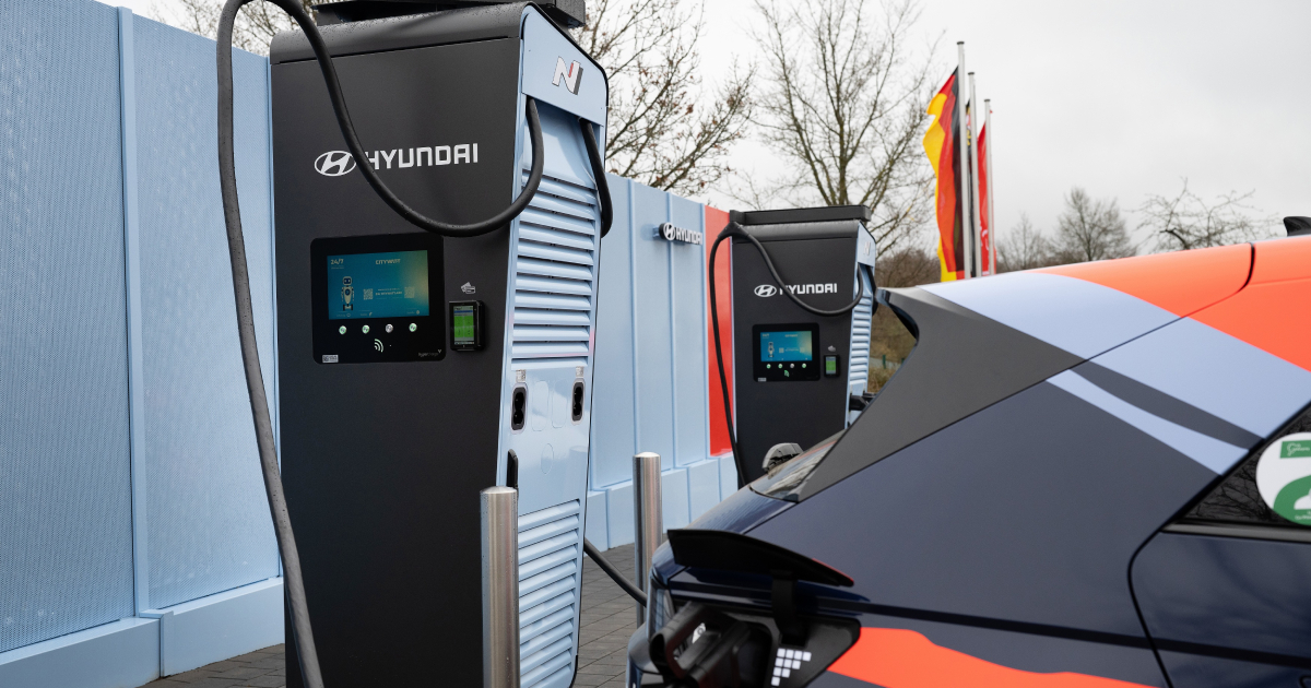 Hyundai N Hyper Charger на трасі Нюрбургринг