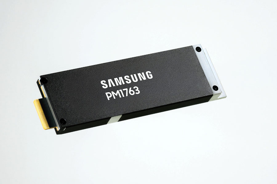 Samsung PM1763 SSD Image 2