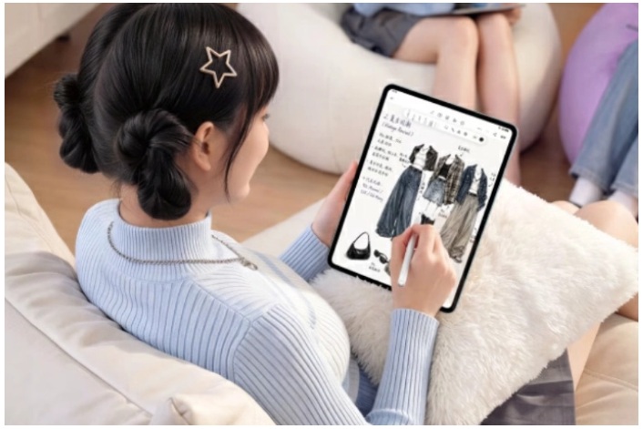 The Soft Light Edition's nano-textured screen claims a 97% reduction in glare.