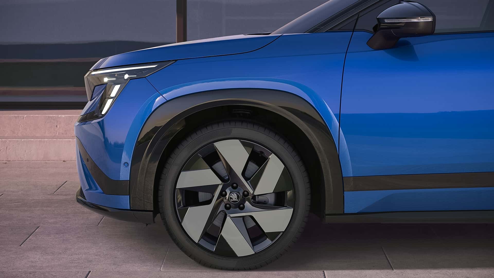 Skoda Peaq Sportline на природі