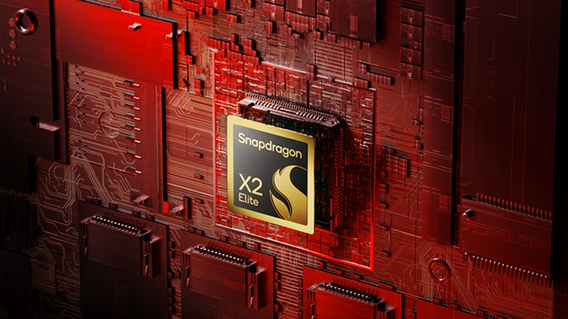 L'ASUS Ascent QN10 et son châssis ultracompact de 0,7 litre, présenté au Computex 2026.