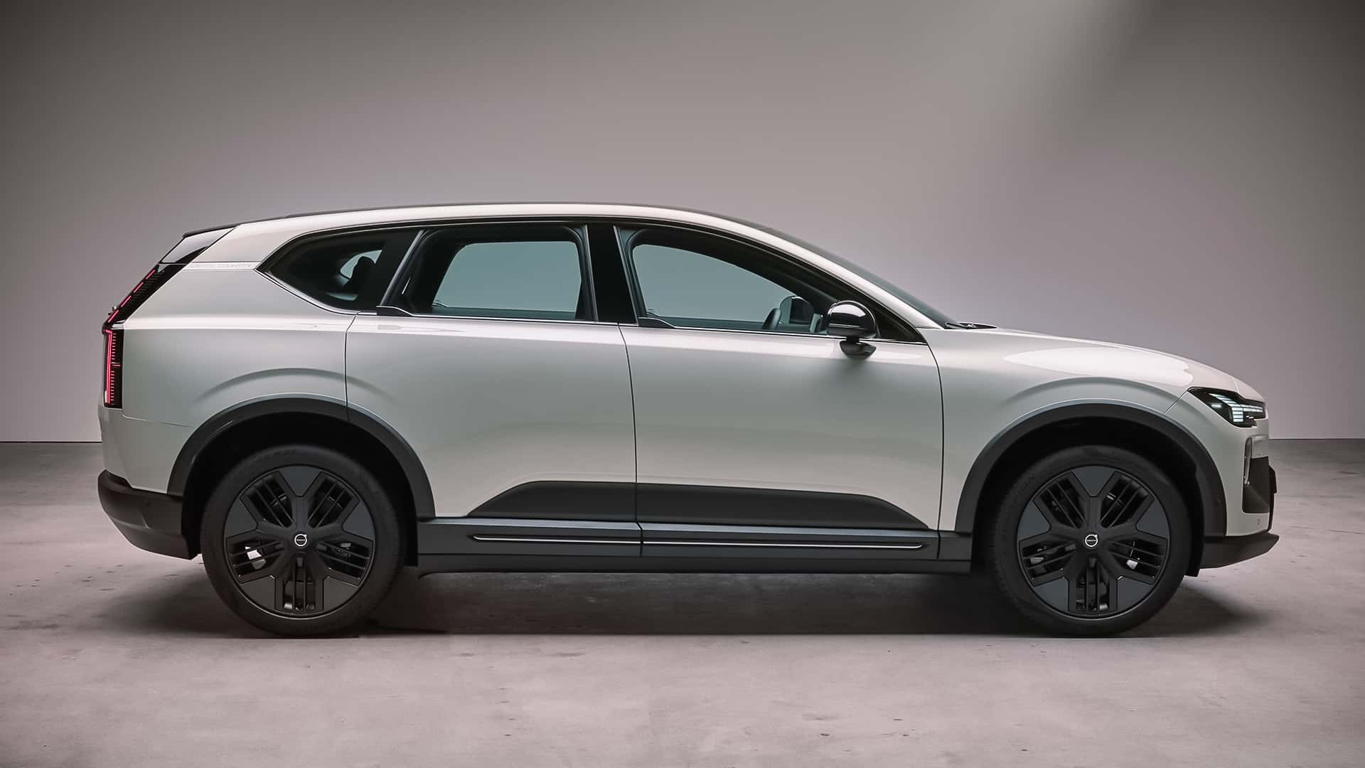Деталі Volvo EX60 Cross Country
