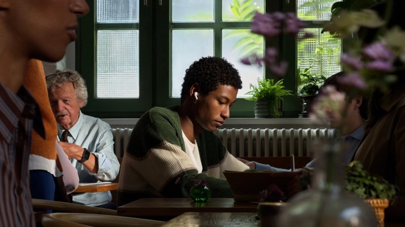 Les AirPods 5 intègrent l'ANC en standard, une première pour la gamme d'entrée de gamme d'Apple.